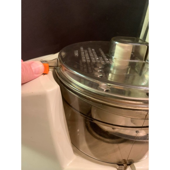 General Electric GE Food Processor/Food Chopper D2FP1 - Picture 4 of 9